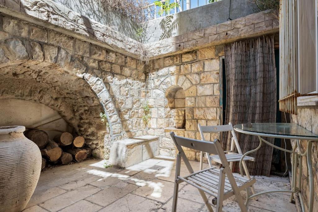 שלווה בעיר העתיקה - Peace In The Heart Of The Old City Safed Exterior photo