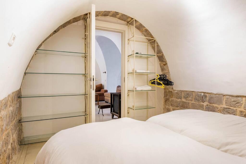 שלווה בעיר העתיקה - Peace In The Heart Of The Old City Safed Exterior photo