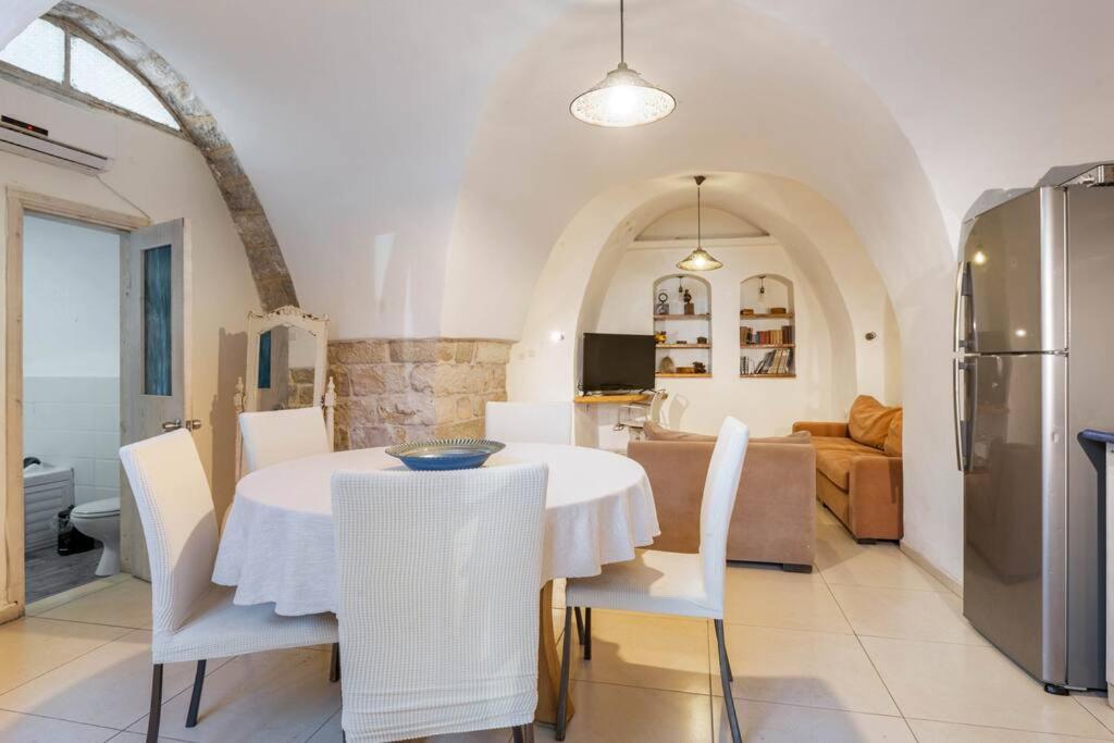 שלווה בעיר העתיקה - Peace In The Heart Of The Old City Safed Exterior photo